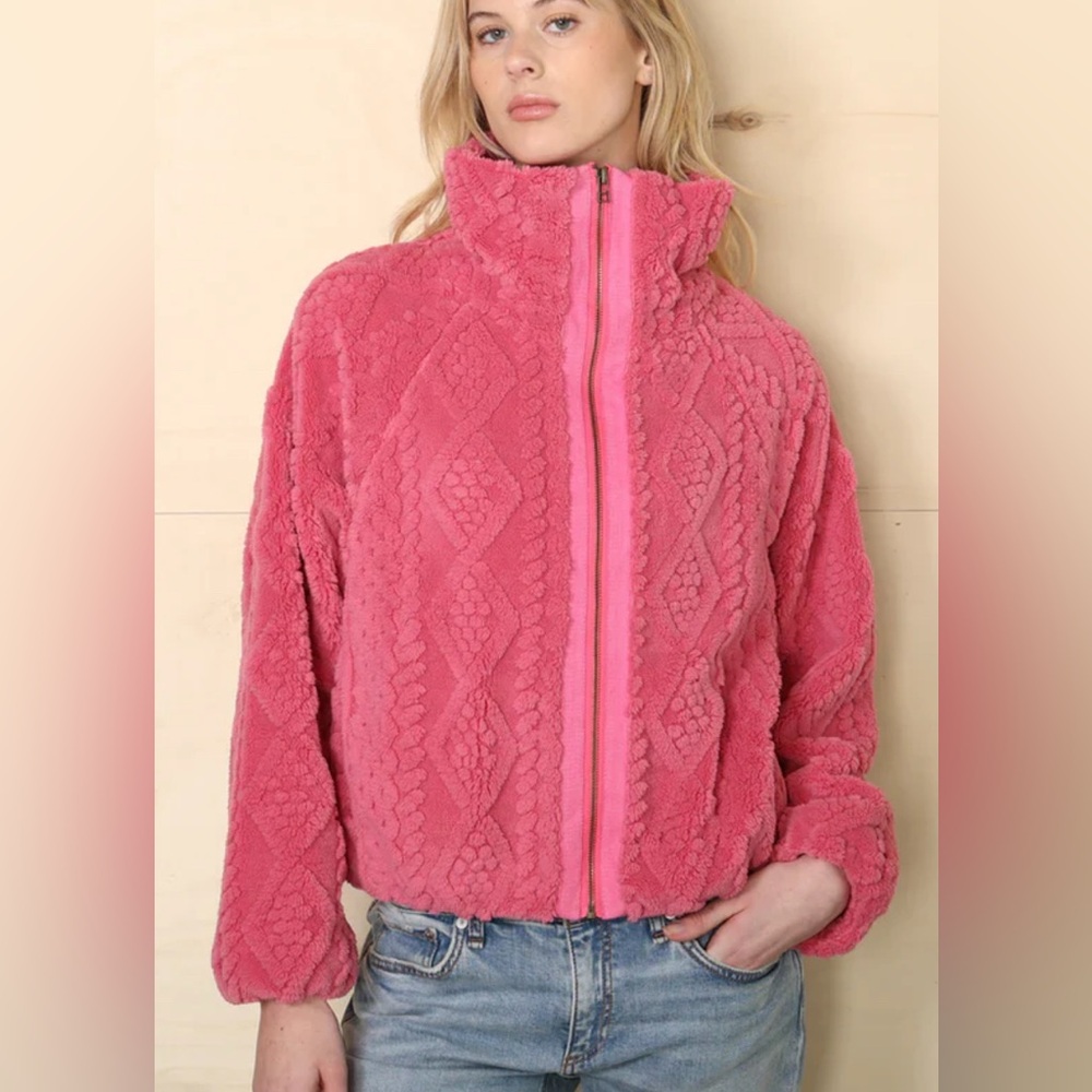 Anthropologie, Dylan Sherpa So Cosy pink cable knit zip front high jacket. Med